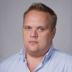 Юрий ЛОХИН, фото